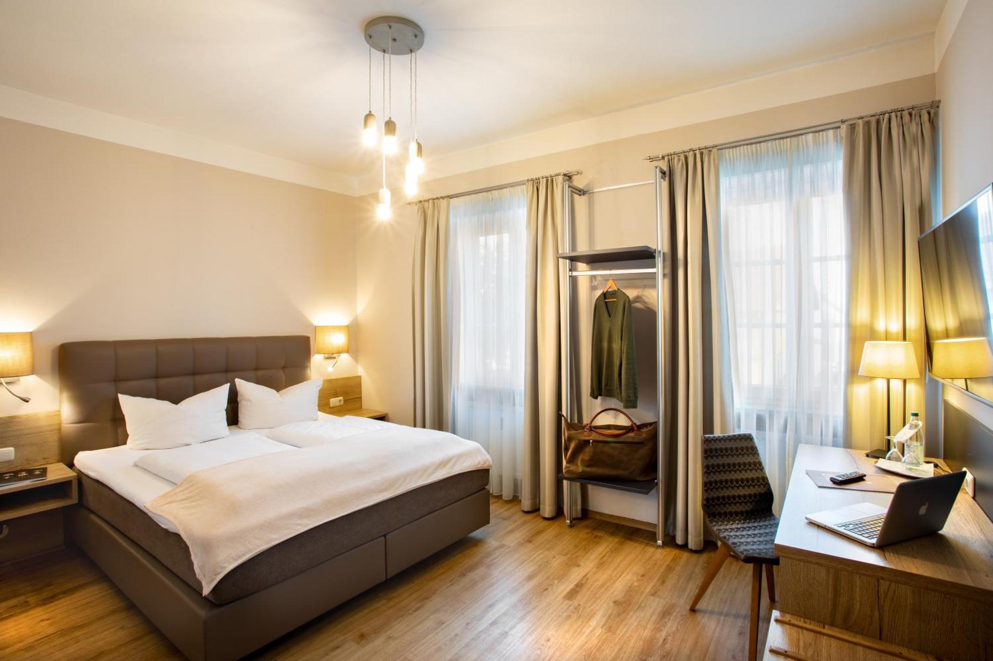 Boardinghouse Pfarrkirchen Hotel Buitenkant foto